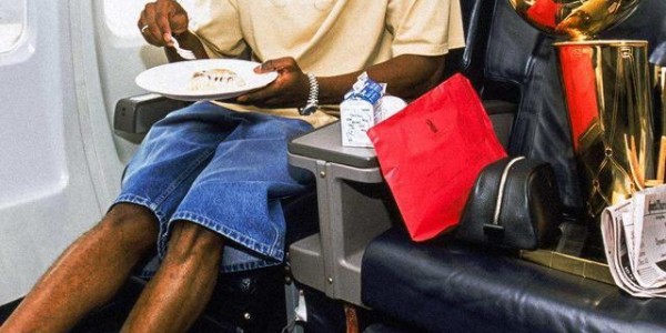 开云体育平台-湖人晒图纪念队史名宿科比47岁生日：5届总冠军 2届FMVP