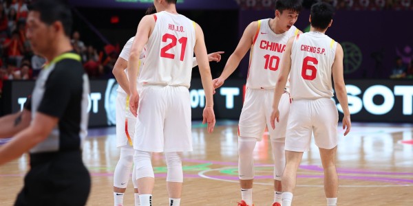 开云账号注册-FIBA决赛赛前分析：赵睿与加洛韦的焦点较量 内线争夺决定胜负走向