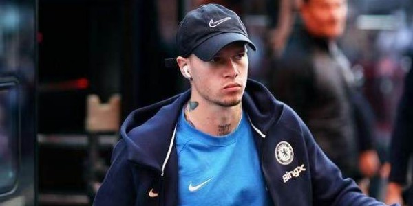 开云官网入口-【早报】一人拿一个！维尼修斯荣膺世界足球先生