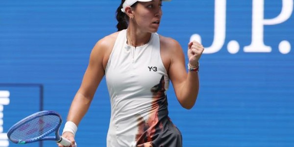 开云娱乐中心-佩古拉2-0克雷吉茨科娃，连续两年晋级美网女单四强