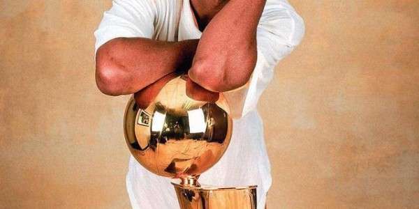 开云体育平台-湖人晒图纪念队史名宿科比47岁生日：5届总冠军 2届FMVP