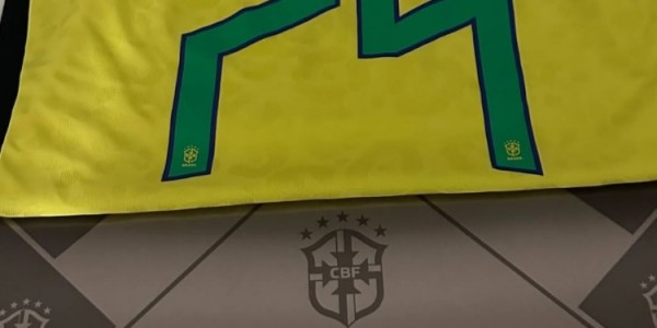 开云体育平台-内马尔国家队79球里程碑之际 巴西队首秀15周年纪念